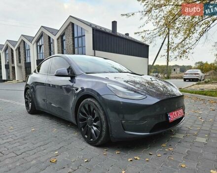 Серый Тесла Model Y, объемом двигателя 0 л и пробегом 32 тыс. км за 29500 $, фото 4 на Automoto.ua