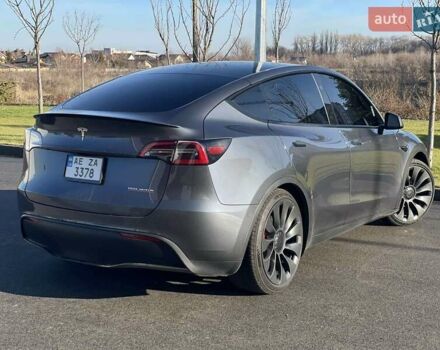 Серый Тесла Model Y, объемом двигателя 0 л и пробегом 15 тыс. км за 31500 $, фото 3 на Automoto.ua