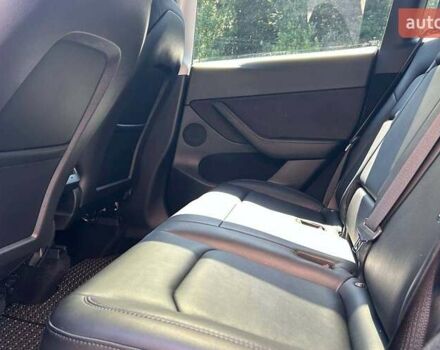 Серый Тесла Model Y, объемом двигателя 0 л и пробегом 39 тыс. км за 30500 $, фото 15 на Automoto.ua