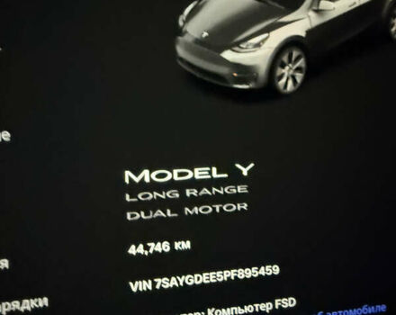 Серый Тесла Model Y, объемом двигателя 0 л и пробегом 44 тыс. км за 25000 $, фото 26 на Automoto.ua