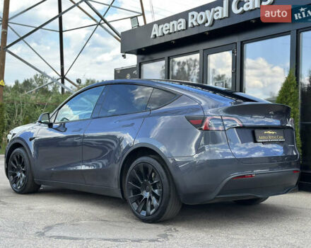 Серый Тесла Model Y, объемом двигателя 0 л и пробегом 46 тыс. км за 29900 $, фото 11 на Automoto.ua