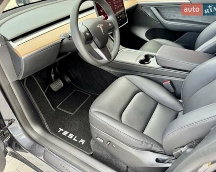 Серый Тесла Model Y, объемом двигателя 0 л и пробегом 15 тыс. км за 32000 $, фото 17 на Automoto.ua