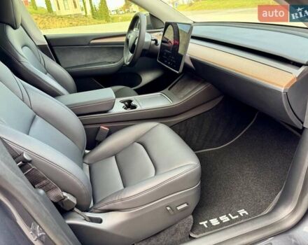 Серый Тесла Model Y, объемом двигателя 0 л и пробегом 15 тыс. км за 32000 $, фото 26 на Automoto.ua