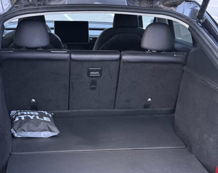 Сірий Тесла Model Y, об'ємом двигуна 0 л та пробігом 44 тис. км за 25500 $, фото 25 на Automoto.ua