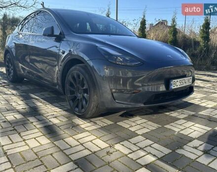 Серый Тесла Model Y, объемом двигателя 0 л и пробегом 35 тыс. км за 26700 $, фото 3 на Automoto.ua