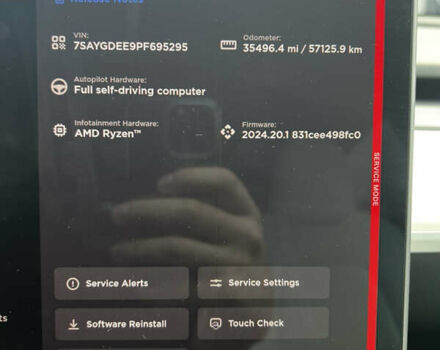 Серый Тесла Model Y, объемом двигателя 0 л и пробегом 55 тыс. км за 26900 $, фото 77 на Automoto.ua