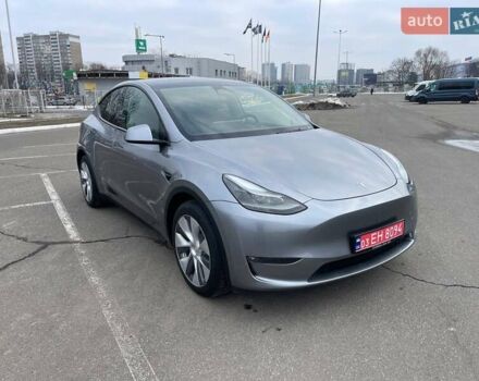 Серый Тесла Model Y, объемом двигателя 0 л и пробегом 25 тыс. км за 37500 $, фото 5 на Automoto.ua
