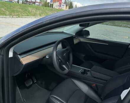 Серый Тесла Model Y, объемом двигателя 0 л и пробегом 9 тыс. км за 28950 $, фото 17 на Automoto.ua