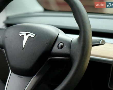 Сірий Тесла Model Y, об'ємом двигуна 0 л та пробігом 35 тис. км за 27999 $, фото 57 на Automoto.ua