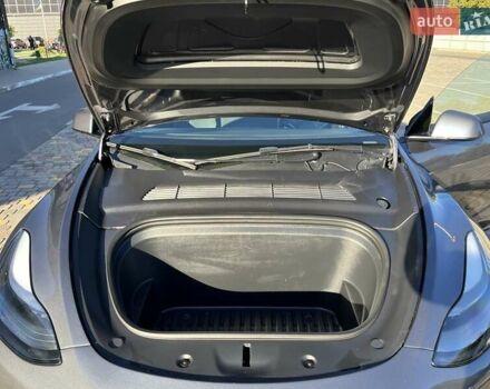 Тесла Model Y 2023 у Луцьку на Automoto.ua Сірий Тесла Model Y, об'ємом двигуна 0 л та пробігом 40 тис. км за 27900 $, фото 19 на Automoto.ua