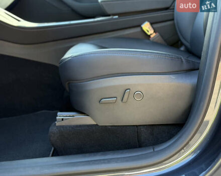 Серый Тесла Model Y, объемом двигателя 0 л и пробегом 46 тыс. км за 27200 $, фото 16 на Automoto.ua