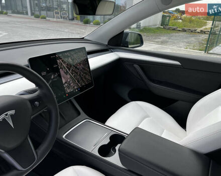 Серый Тесла Model Y, объемом двигателя 0 л и пробегом 55 тыс. км за 26900 $, фото 48 на Automoto.ua