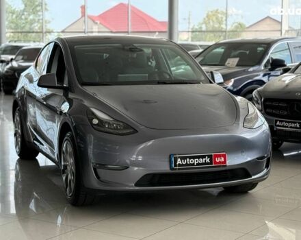 Сірий Тесла Model Y, об'ємом двигуна 0 л та пробігом 4 тис. км за 32990 $, фото 2 на Automoto.ua
