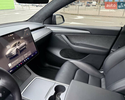 Сірий Тесла Model Y, об'ємом двигуна 0 л та пробігом 73 тис. км за 30000 $, фото 15 на Automoto.ua