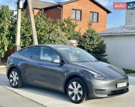 Сірий Тесла Model Y, об'ємом двигуна 0 л та пробігом 21 тис. км за 26300 $, фото 32 на Automoto.ua