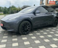 Серый Тесла Model Y, объемом двигателя 0 л и пробегом 17 тыс. км за 27500 $, фото 1 на Automoto.ua