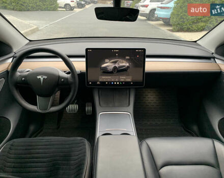 Серый Тесла Model Y, объемом двигателя 0 л и пробегом 24 тыс. км за 35000 $, фото 12 на Automoto.ua