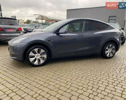Серый Тесла Model Y, объемом двигателя 0 л и пробегом 30 тыс. км за 31700 $, фото 3 на Automoto.ua