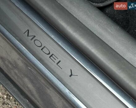 Сірий Тесла Model Y, об'ємом двигуна 0 л та пробігом 22 тис. км за 25990 $, фото 21 на Automoto.ua
