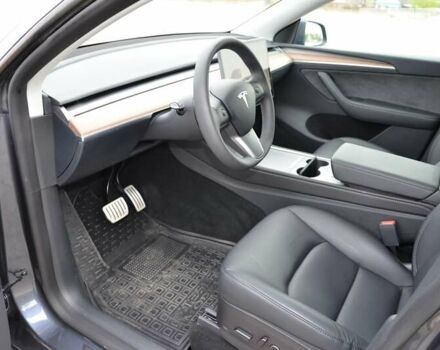 Сірий Тесла Model Y, об'ємом двигуна 0 л та пробігом 4 тис. км за 42700 $, фото 4 на Automoto.ua