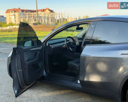 Серый Тесла Model Y, объемом двигателя 0 л и пробегом 10 тыс. км за 29000 $, фото 17 на Automoto.ua