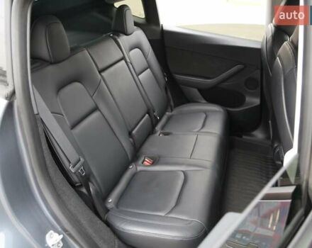 Серый Тесла Model Y, объемом двигателя 0 л и пробегом 50 тыс. км за 33900 $, фото 14 на Automoto.ua