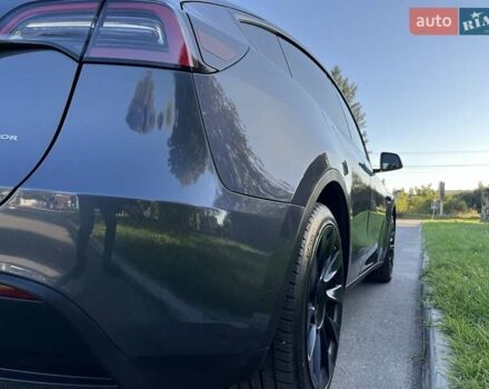 Серый Тесла Model Y, объемом двигателя 0 л и пробегом 40 тыс. км за 27700 $, фото 46 на Automoto.ua