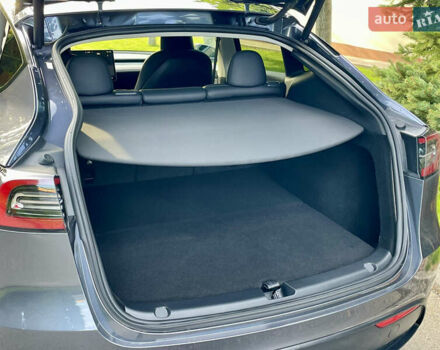 Сірий Тесла Model Y, об'ємом двигуна 0 л та пробігом 21 тис. км за 26300 $, фото 31 на Automoto.ua