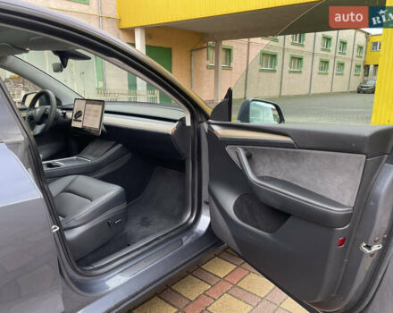 Сірий Тесла Model Y, об'ємом двигуна 0 л та пробігом 9 тис. км за 28500 $, фото 52 на Automoto.ua