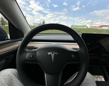 Серый Тесла Model Y, объемом двигателя 0 л и пробегом 9 тыс. км за 28950 $, фото 26 на Automoto.ua