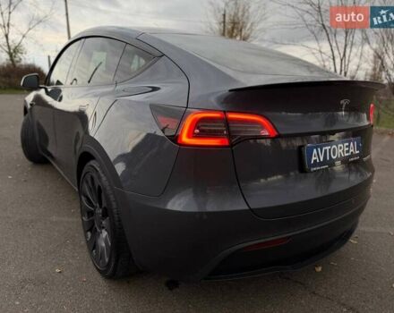 Сірий Тесла Model Y, об'ємом двигуна 0 л та пробігом 70 тис. км за 31500 $, фото 27 на Automoto.ua