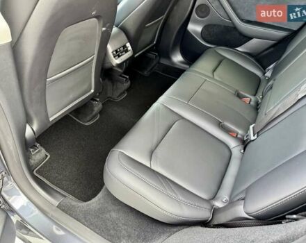 Серый Тесла Model Y, объемом двигателя 0 л и пробегом 15 тыс. км за 32000 $, фото 22 на Automoto.ua