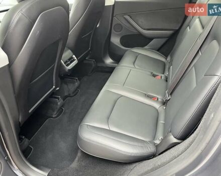 Серый Тесла Model Y, объемом двигателя 0 л и пробегом 60 тыс. км за 29000 $, фото 27 на Automoto.ua