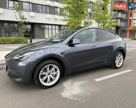 Серый Тесла Model Y, объемом двигателя 0 л и пробегом 27 тыс. км за 36000 $, фото 7 на Automoto.ua