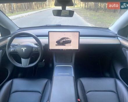 Серый Тесла Model Y, объемом двигателя 0 л и пробегом 42 тыс. км за 26500 $, фото 8 на Automoto.ua