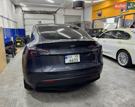 Серый Тесла Model Y, объемом двигателя 0 л и пробегом 16 тыс. км за 34000 $, фото 5 на Automoto.ua