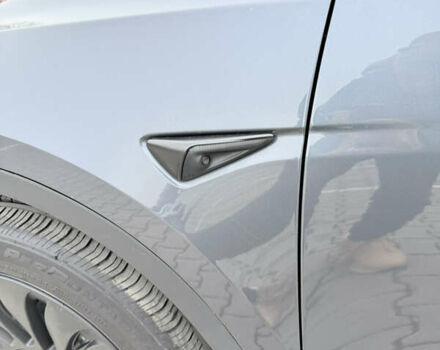 Серый Тесла Model Y, объемом двигателя 0 л и пробегом 64 тыс. км за 27300 $, фото 12 на Automoto.ua