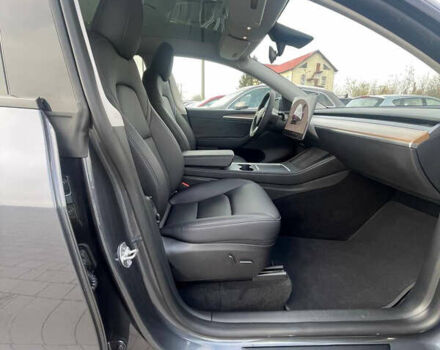 Серый Тесла Model Y, объемом двигателя 0 л и пробегом 41 тыс. км за 27300 $, фото 43 на Automoto.ua