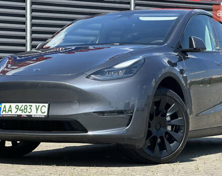 Серый Тесла Model Y, объемом двигателя 0 л и пробегом 34 тыс. км за 27000 $, фото 5 на Automoto.ua