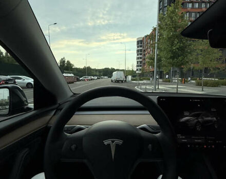 Серый Тесла Model Y, объемом двигателя 0 л и пробегом 27 тыс. км за 36000 $, фото 13 на Automoto.ua