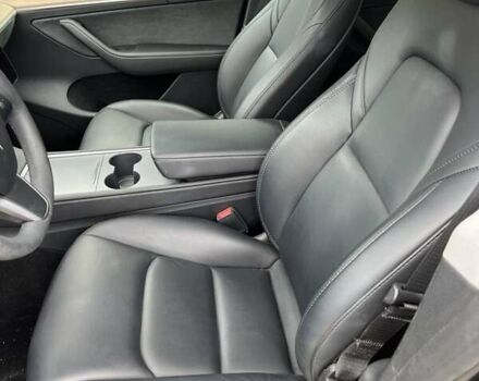 Тесла Model Y 2023 в Тячеве на Automoto.ua Серый Тесла Model Y, объемом двигателя 0 л и пробегом 32 тыс. км за 26700 $, фото 20 на Automoto.ua