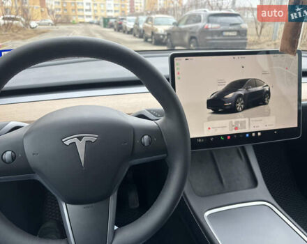 Серый Тесла Model Y, объемом двигателя 0 л и пробегом 20 тыс. км за 27000 $, фото 14 на Automoto.ua