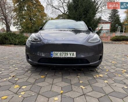 Тесла Model Y 2023 в Ровно на Automoto.ua Серый Тесла Model Y, объемом двигателя 0 л и пробегом 30 тыс. км за 30000 $, фото 6 на Automoto.ua