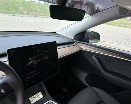 Серый Тесла Model Y, объемом двигателя 0 л и пробегом 9 тыс. км за 28950 $, фото 20 на Automoto.ua