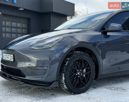 Серый Тесла Model Y, объемом двигателя 0 л и пробегом 26 тыс. км за 33500 $, фото 7 на Automoto.ua