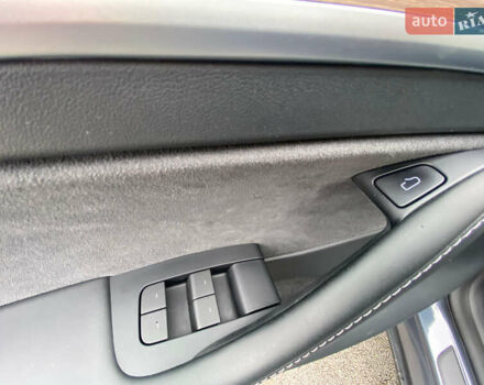 Серый Тесла Model Y, объемом двигателя 0 л и пробегом 26 тыс. км за 39000 $, фото 18 на Automoto.ua