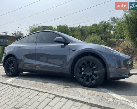 Серый Тесла Model Y, объемом двигателя 0 л и пробегом 24 тыс. км за 30500 $, фото 20 на Automoto.ua
