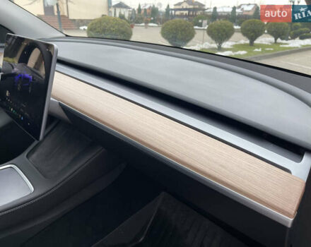Серый Тесла Model Y, объемом двигателя 0 л и пробегом 35 тыс. км за 29200 $, фото 29 на Automoto.ua