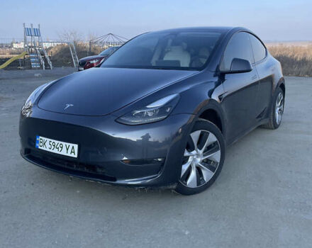 Сірий Тесла Model Y, об'ємом двигуна 0 л та пробігом 43 тис. км за 28500 $, фото 4 на Automoto.ua