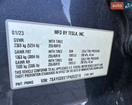 Серый Тесла Model Y, объемом двигателя 0 л и пробегом 93 тыс. км за 27900 $, фото 16 на Automoto.ua